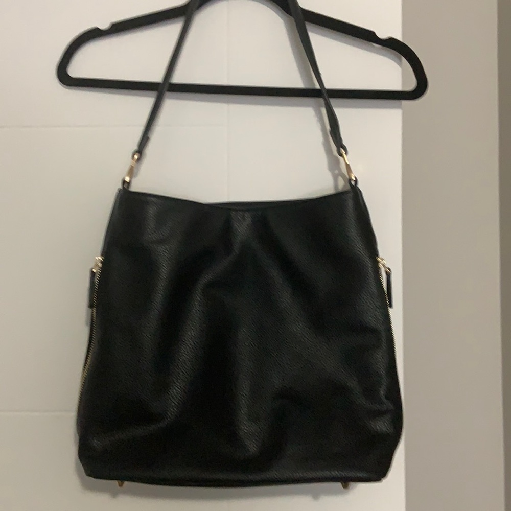 Le Chateau purse
